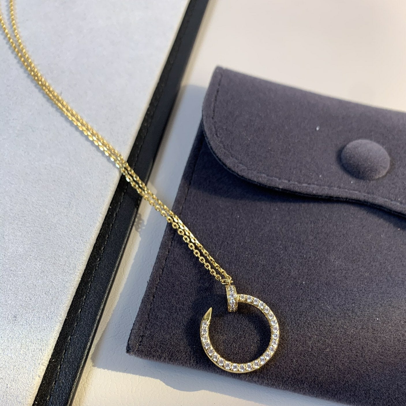 [CAT]JUSTE NECKLACE GOLD DIAMONDS