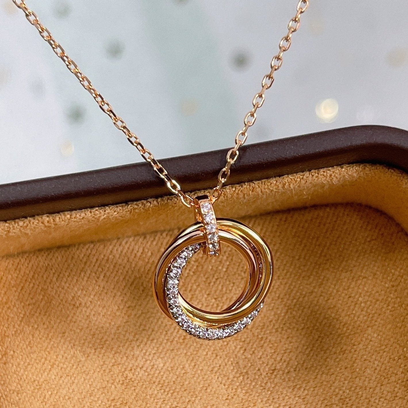 [CAT]TRINITY NECKLACE SILVER GOLD PINK GOLD DIAMONDS