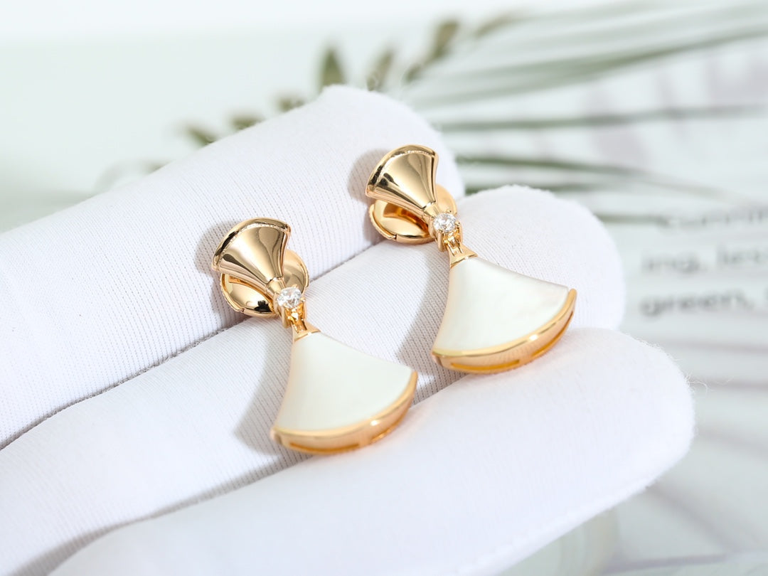 [Blar]DREAM MOP PINK GOLD EARRINGS