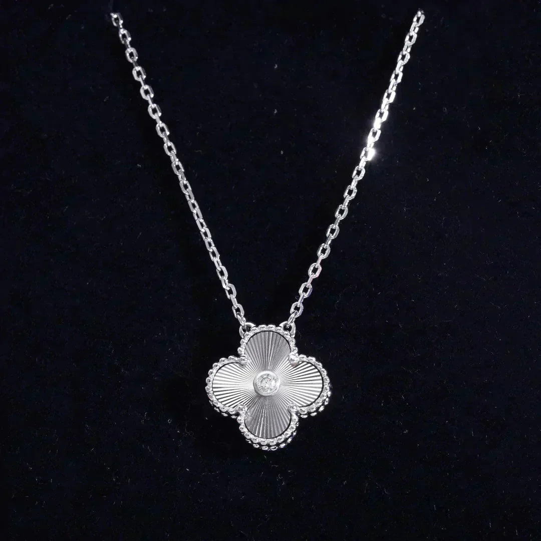 [VCA]CLOVER  15MM DIAMOND LASER NECKLACE SILVER