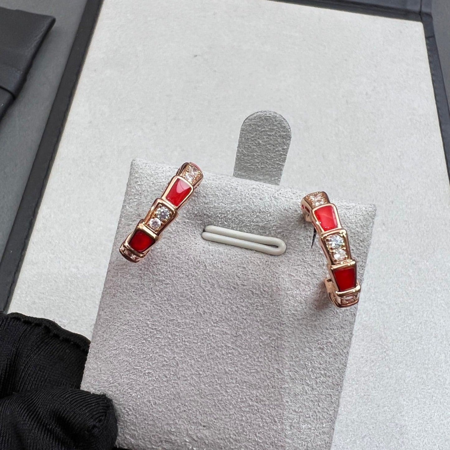 [Blar]SERPENTI CARNELIAN PINK GOLD EARRINGS