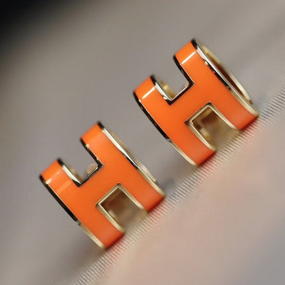 [Hmes]MINI POP H EARRINGS ORANGE