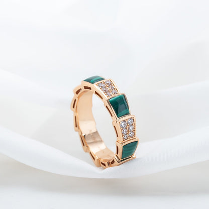 [Blar]SERPENTI RING PINK GOLD MALACHITE DIAMOND PAVED 4MM