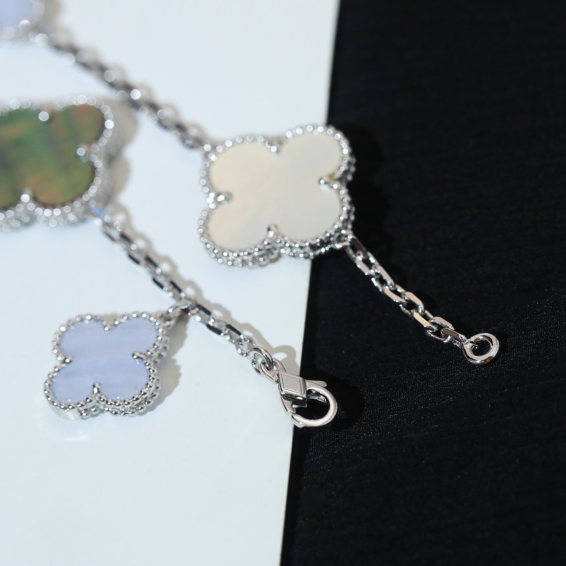 [VCA]CLOVER BRACELET 5 MOTIFS MOP CHALCEDONY SILVER