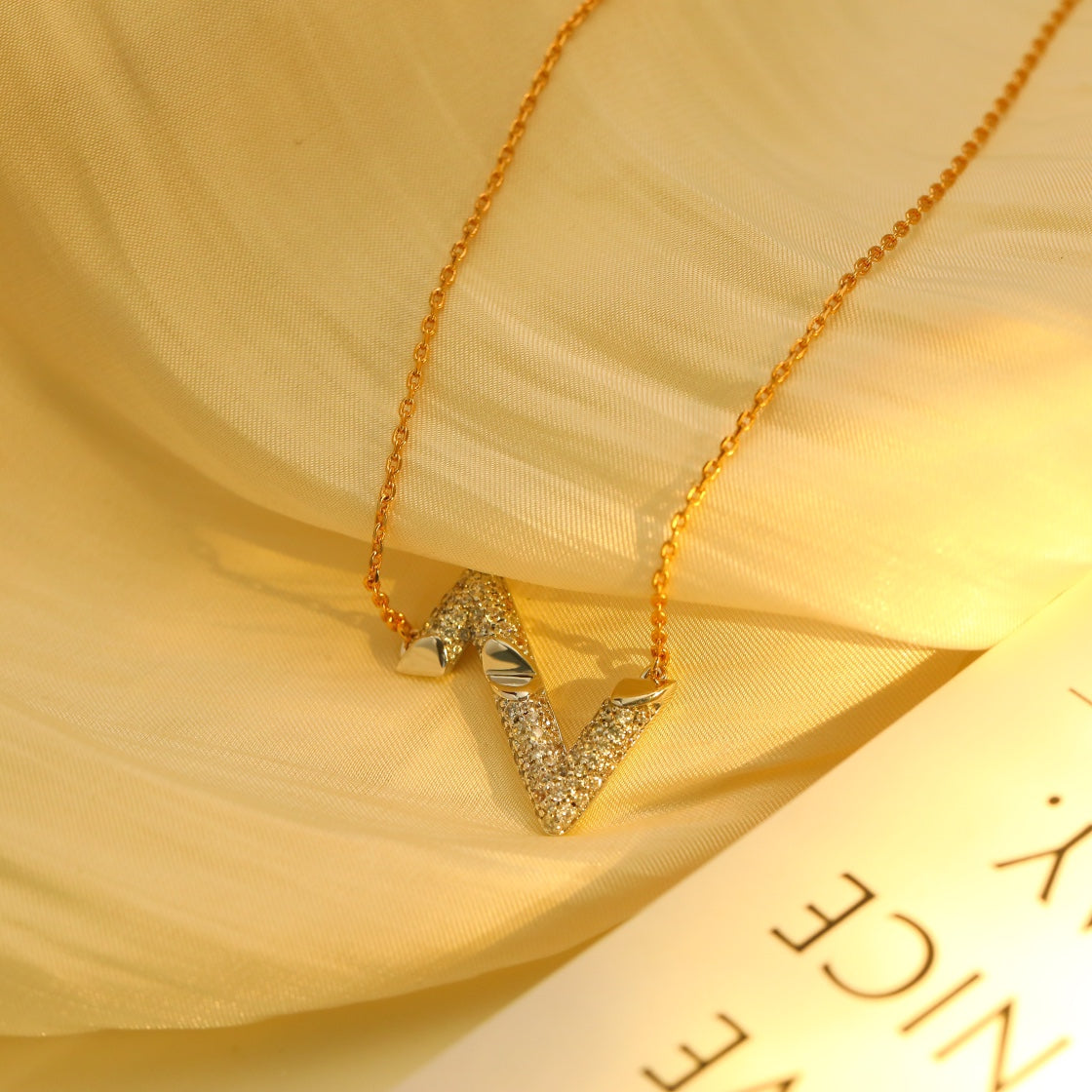 [Loui]VOLT SILVER DIAMOND PEDANT NECKLACE