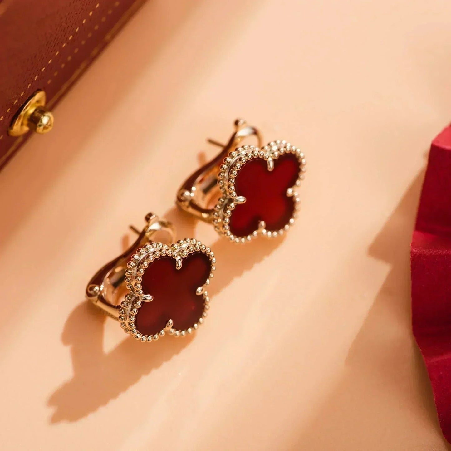 [VCA]CLOVER MEDIUM 1 MOTIFS CARNELIAN  EARRINGS