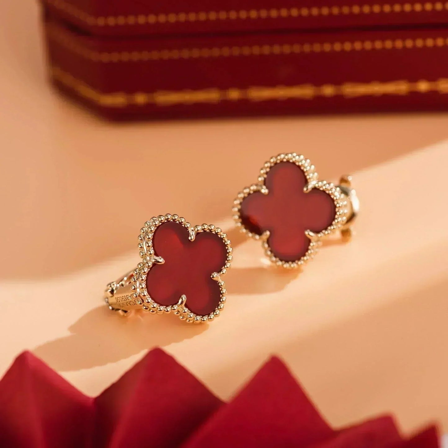 [VCA]CLOVER MEDIUM 1 MOTIFS CARNELIAN  EARRINGS