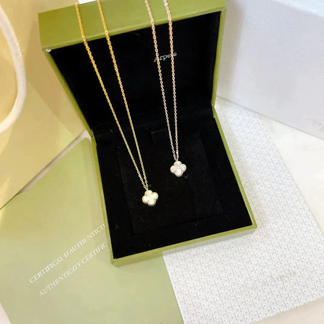 [VCA]CLOVER MINI 9.5MM WHITE MOTHER-OF-PEARL NECKLACE