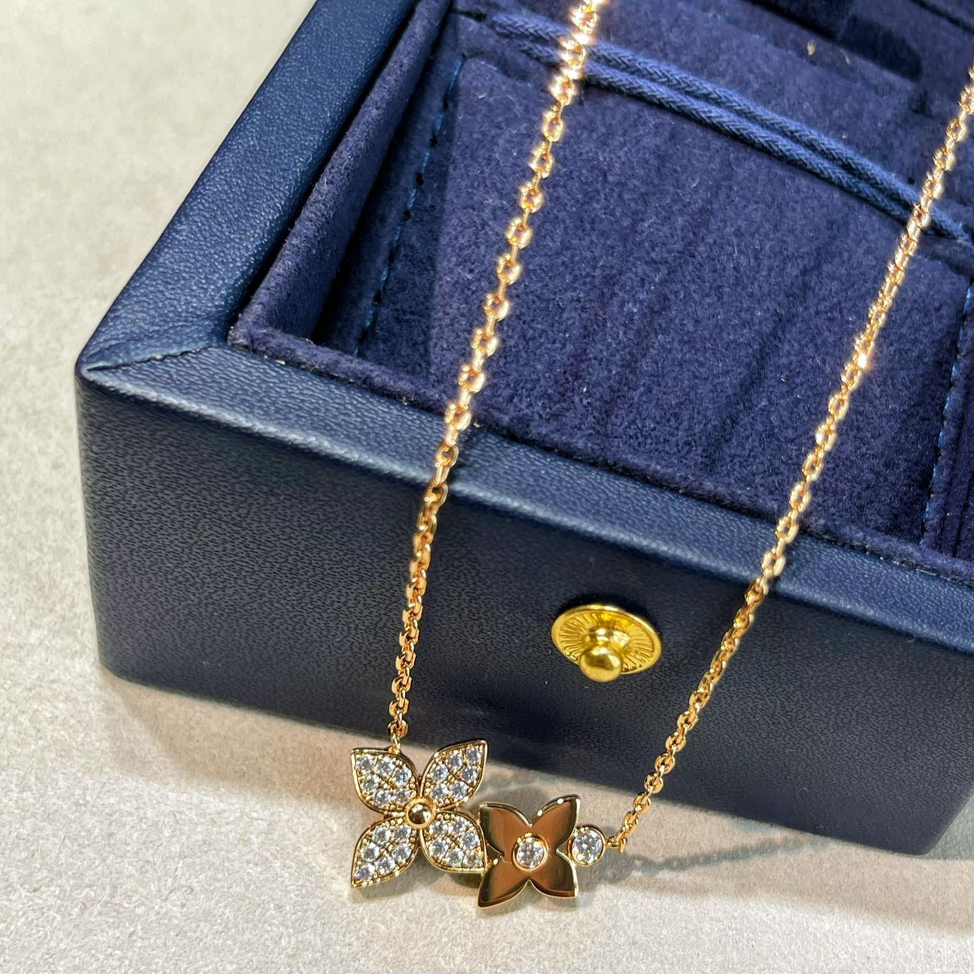 [Loui]STAR BLOSSOM NECKLACE PINK GOLD DIAMONDS