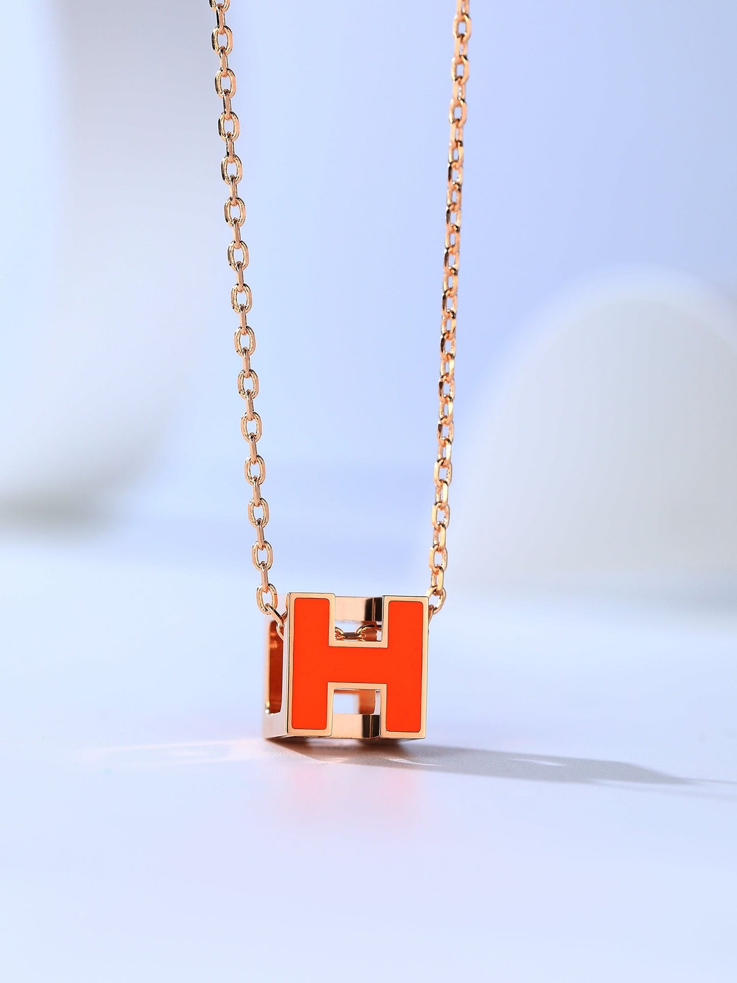 [Hmes]H CAGE PINK GOLD NECKLACE