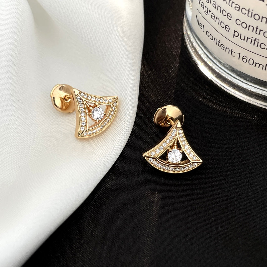 [Blar]DREAM MINI DIAMOND STUD EARRINGS