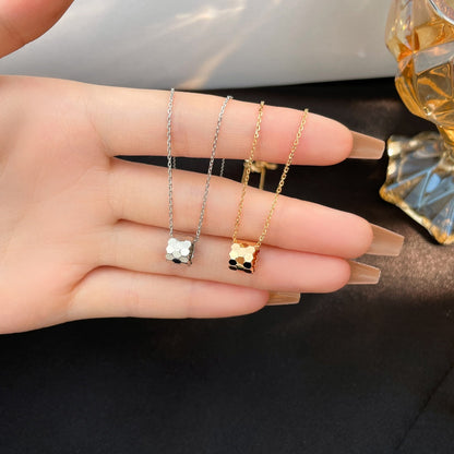 [Chau]BEE MINI NECKLACE