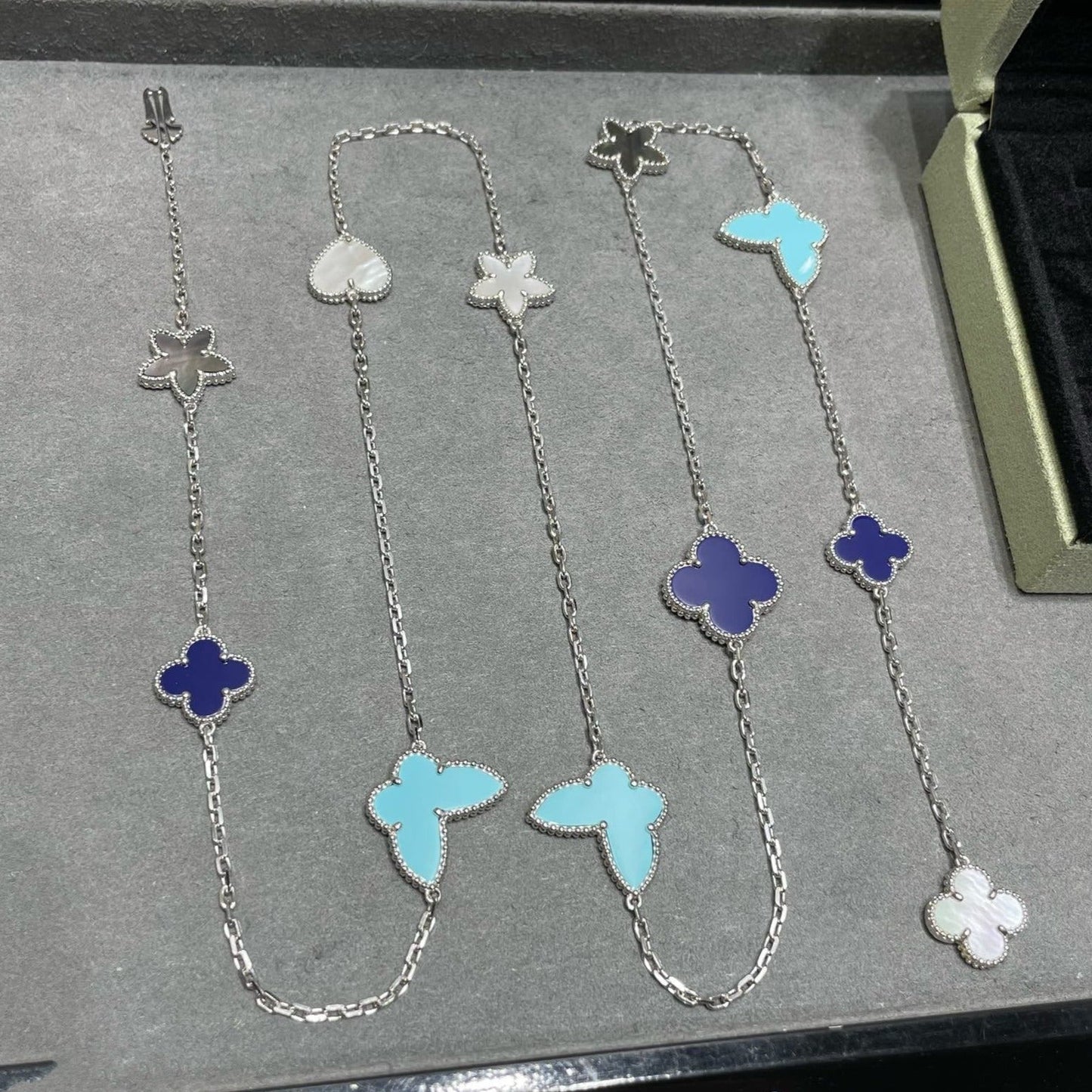 [VCA]LUCKY CLOVER SILVER 11 MOTIF NECKLACE