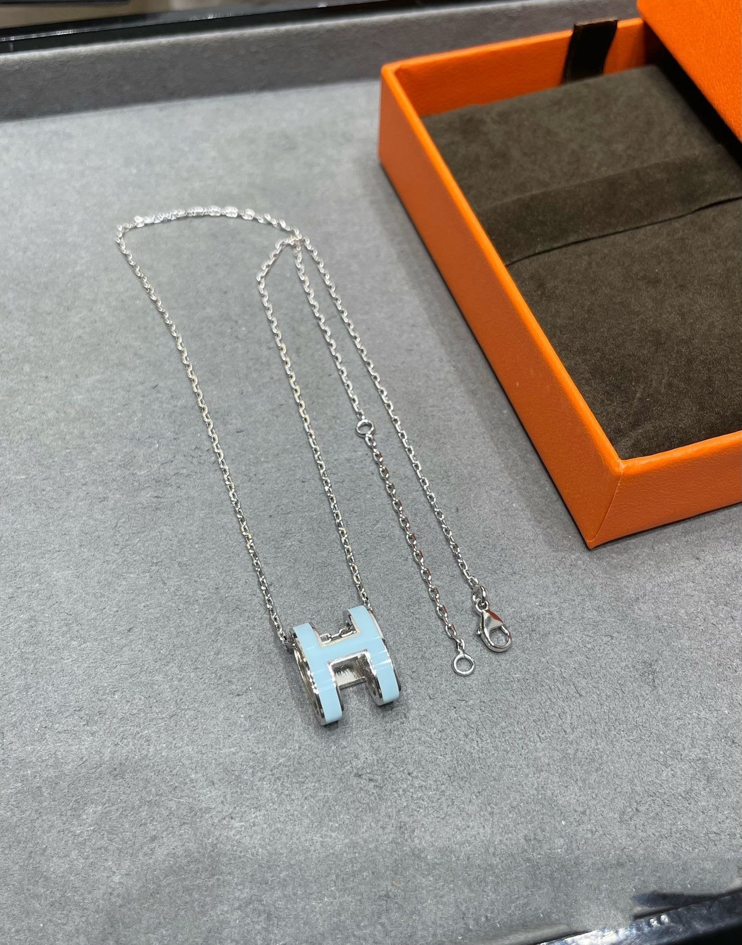 [Hmes]POP H SKY BLUE NECKLACE