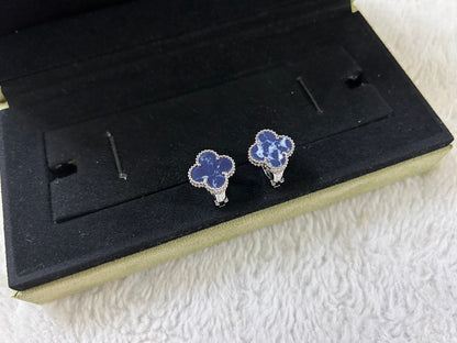 [VCA]CLOVER PIETERSITE MEDIUM STUD EARRINGS