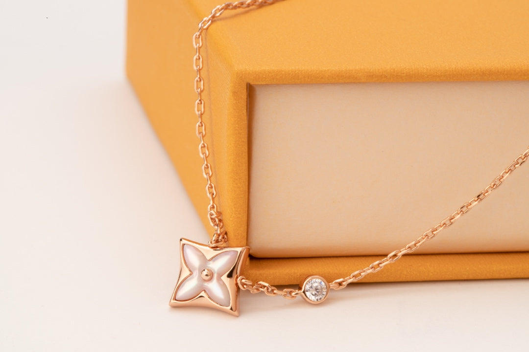 [Loui]STAR PINK MOP 1 DIAMOND PINK GOLD NECKLACE