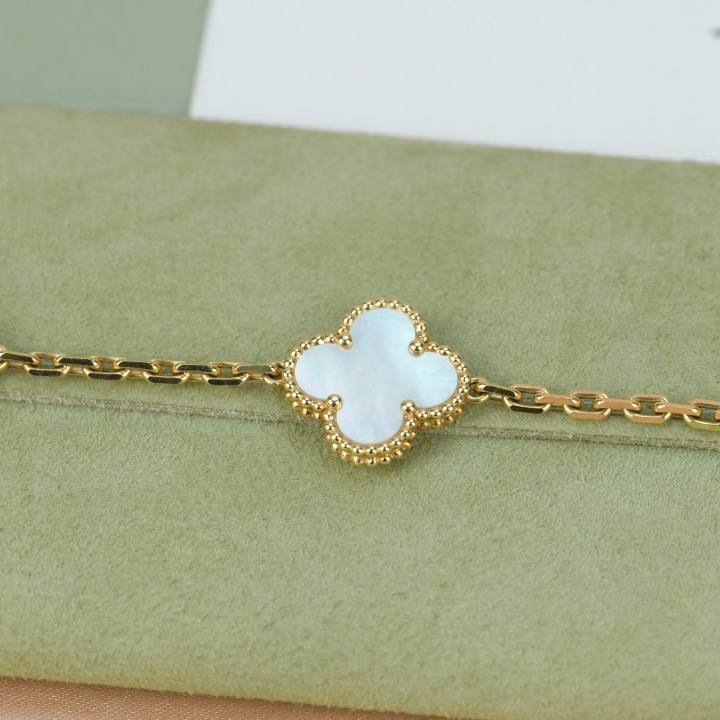 [VCA]CLOVER  5 MOTIF WHITE MOP BRACELET