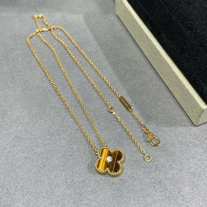 [VCA]CLOVER 15MM DIAMOND AND YELLOW TIGER'S EYE AGATE necklace