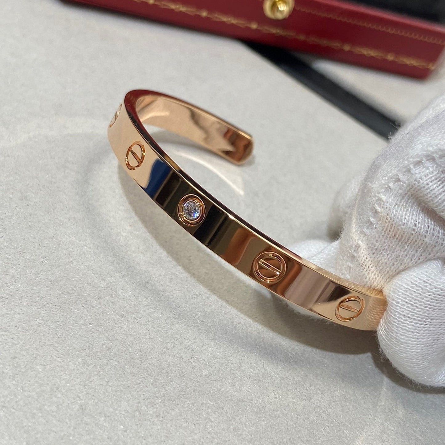 [CAT]LOVE BRACELET 6.1MM 1 DIAMOND OPEN CUFF