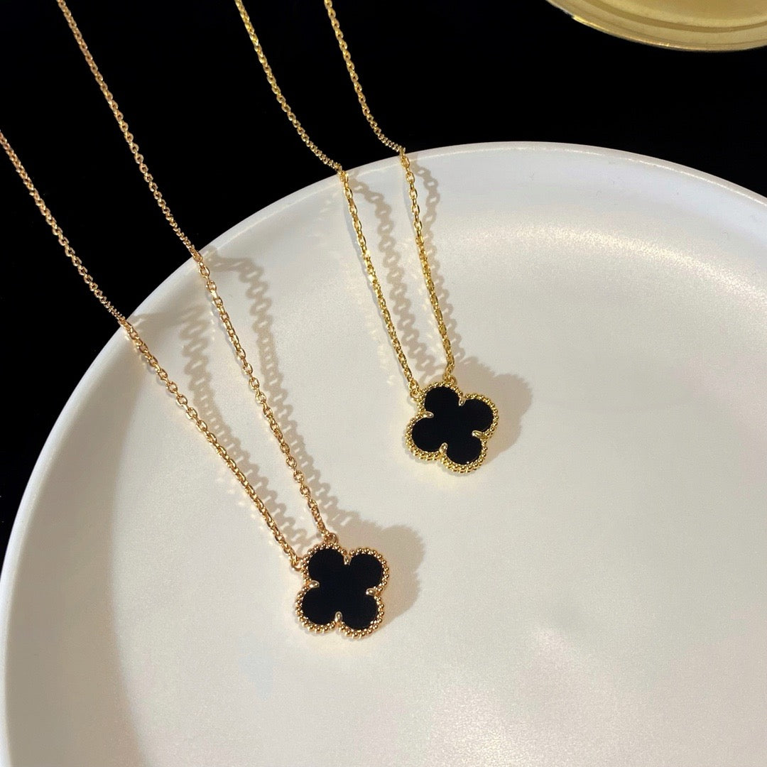 [VCA]CLOVER 15MM BLACK ONYX SINGLE FLOWER NECKLACE