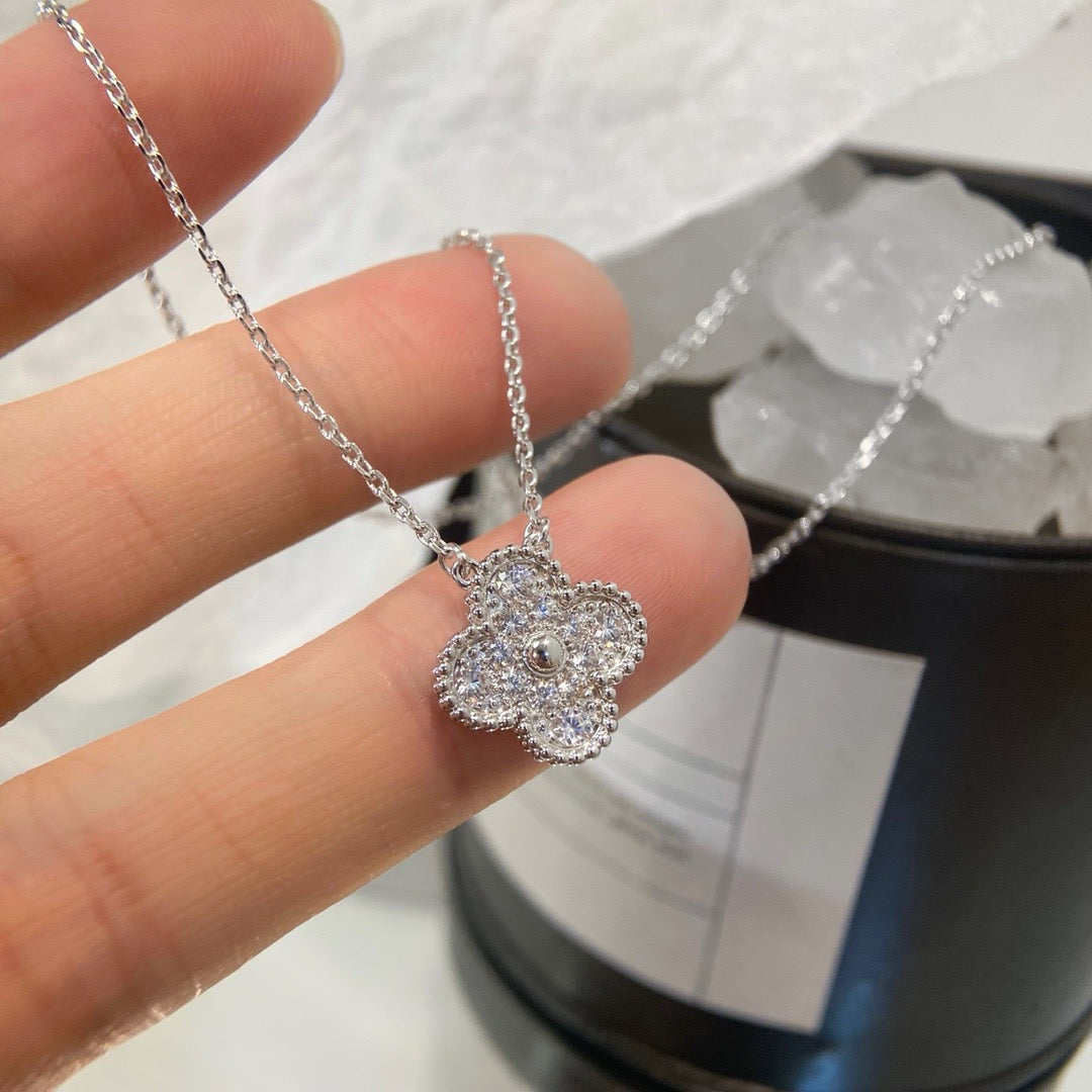 [VCA]CLOVER 15MM DIAMOND SINGLE FLOWER NECKLACE