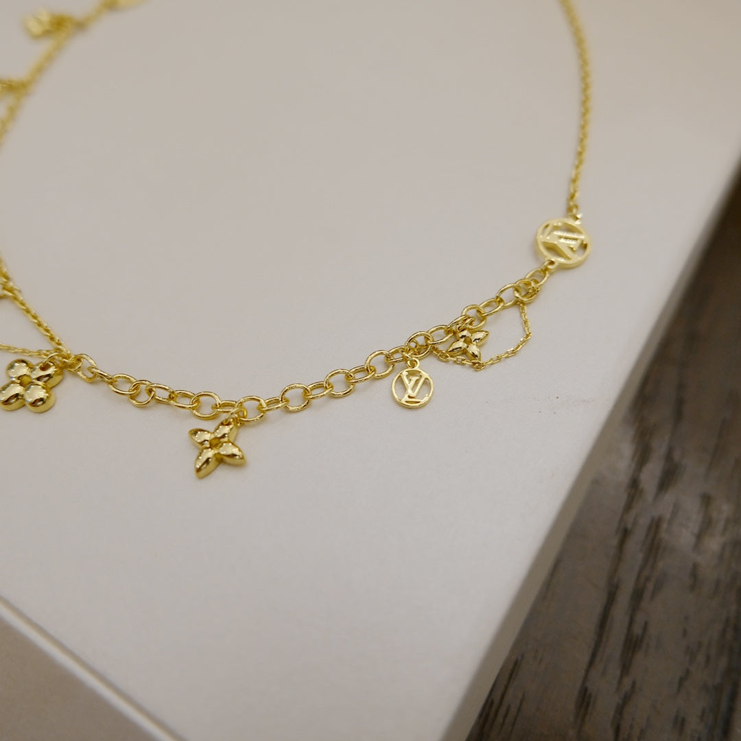 [VCA]BLOOMING SUPPLE NECKLACE BRASS