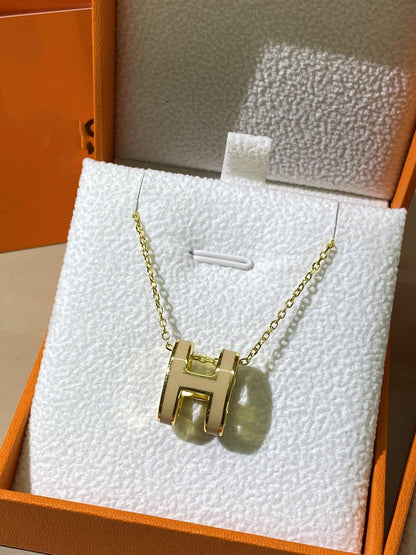 [Hmes]HM CLIC YELLOW ENAMEL GOLD NECKLACE