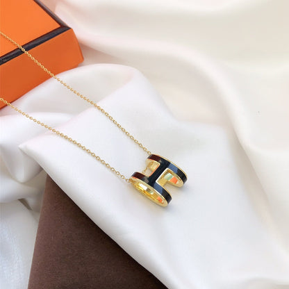 [Hmes]HM CLIC BLACK ENAMEL GOLD NECKLACE