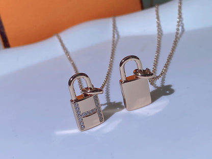 [Hmes]HM ADVANCED NICHE LOCK HEAD NECKLACE DIAMONDS