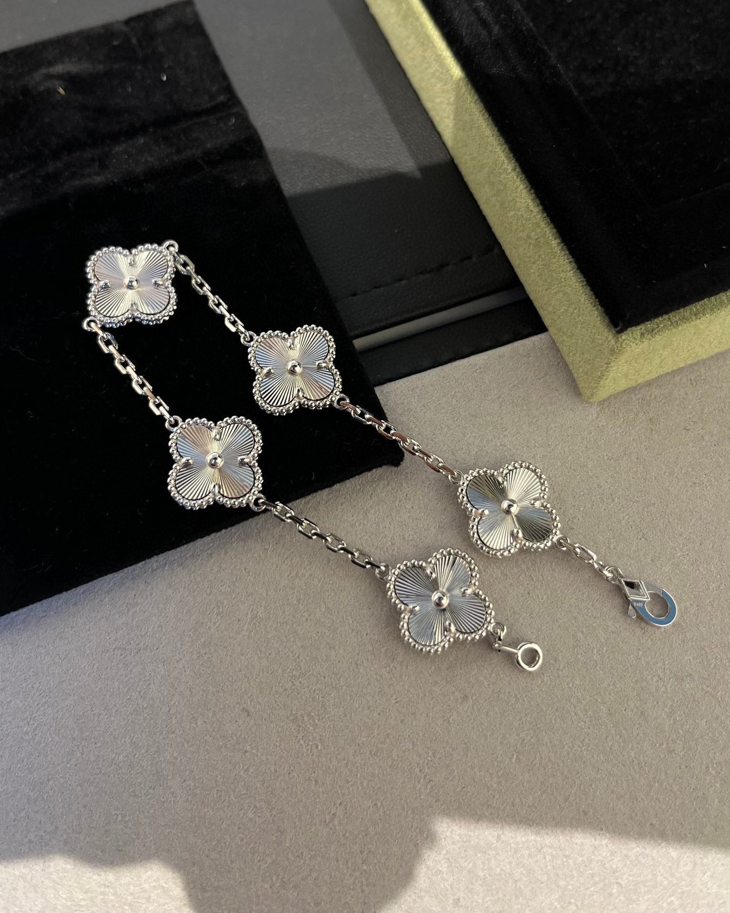 [VCA]CLOVER SILVER 5 MOTIFS BRACELET